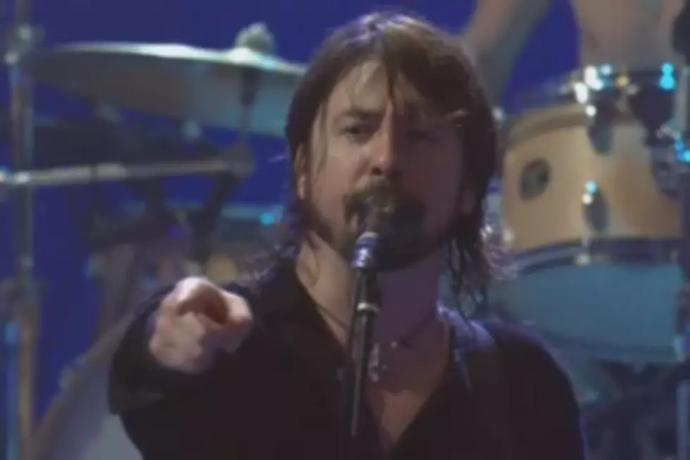Dave Grohl Curses Out, Then Boots Fighting Fan at London Show [VIDEO]